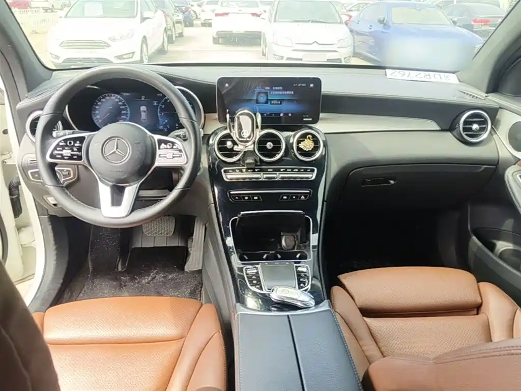 Mercedes-Benz GLC Coupe 2021 GLC 260 4MATIC Coupe SUV фото 10
