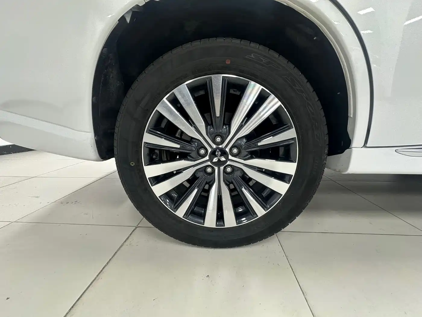 Mitsubishi Outlander 2021 2.0L 2WD Smooth Ride Version 5-Seater фото 13