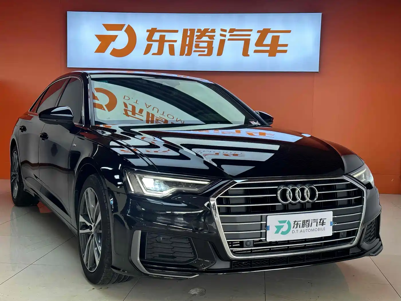 Audi A6L 2021 40 TFSI Luxury Sport фото 3