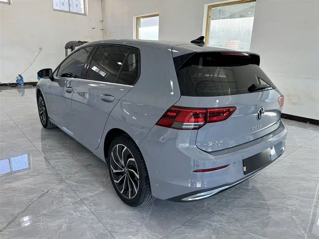Volkswagen Golf 2023 280TSI DSG Pro фото 4
