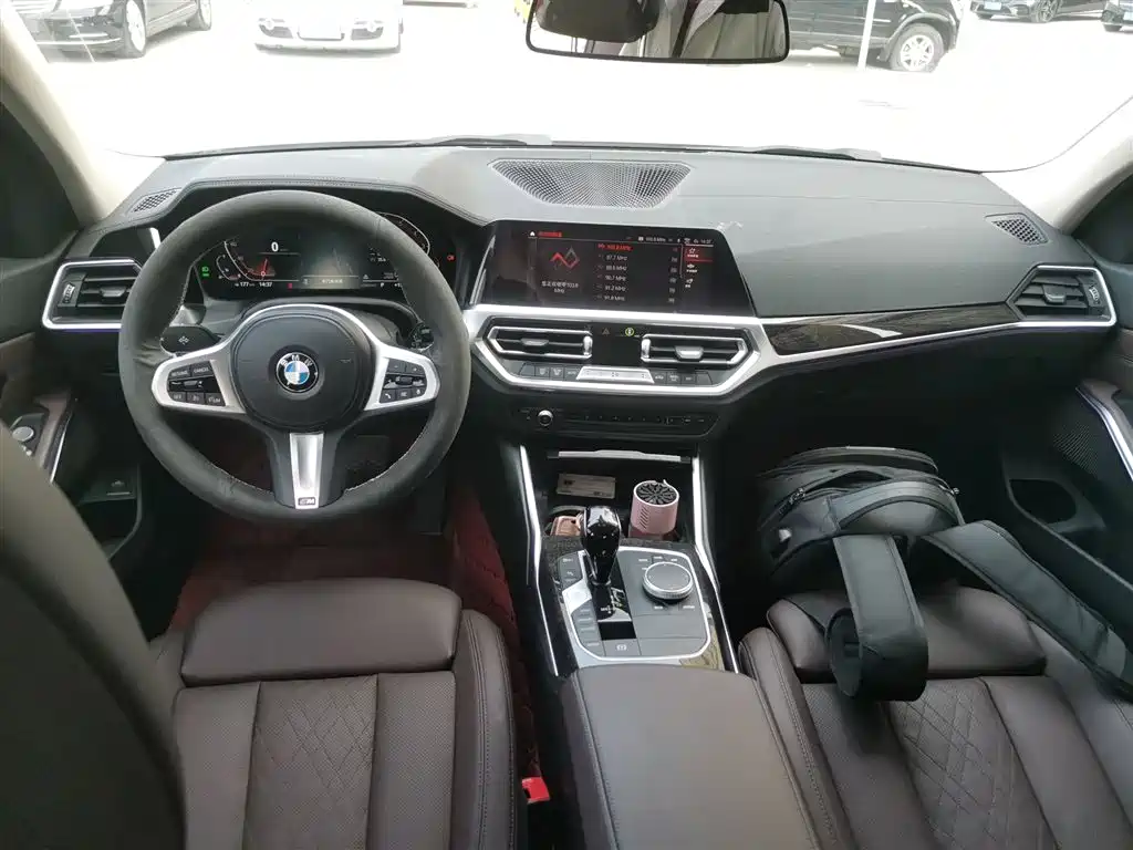 BMW 3 Series 2022 Facelift 325Li M Sport Package фото 3