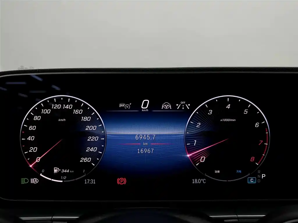 Mercedes-Benz GLE 2024 GLE 450 4MATIC Fashion фото 33
