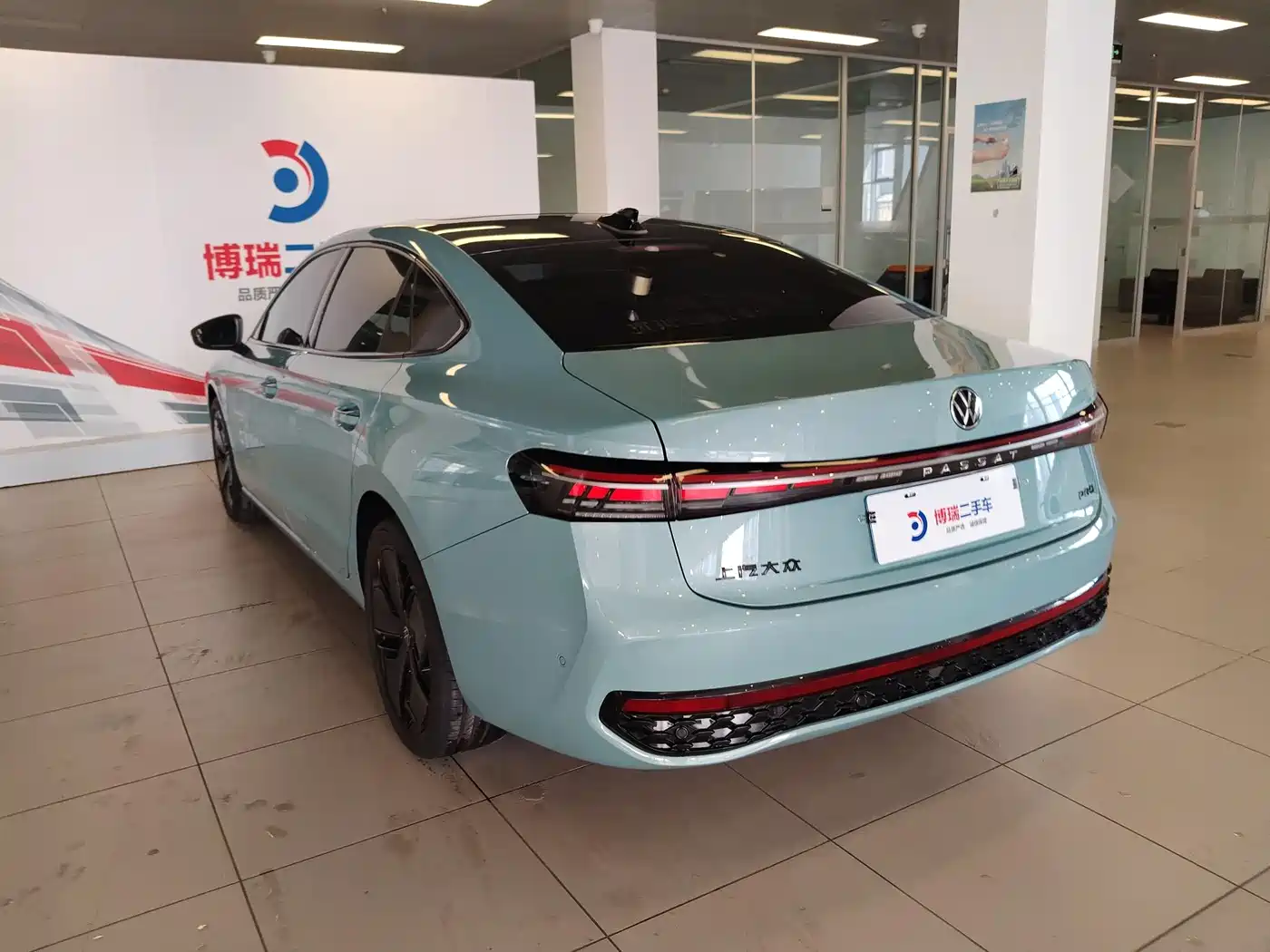 Volkswagen Passat 2025 Model Pro 380TSI Starlight Dragon Premium Edition фото 22