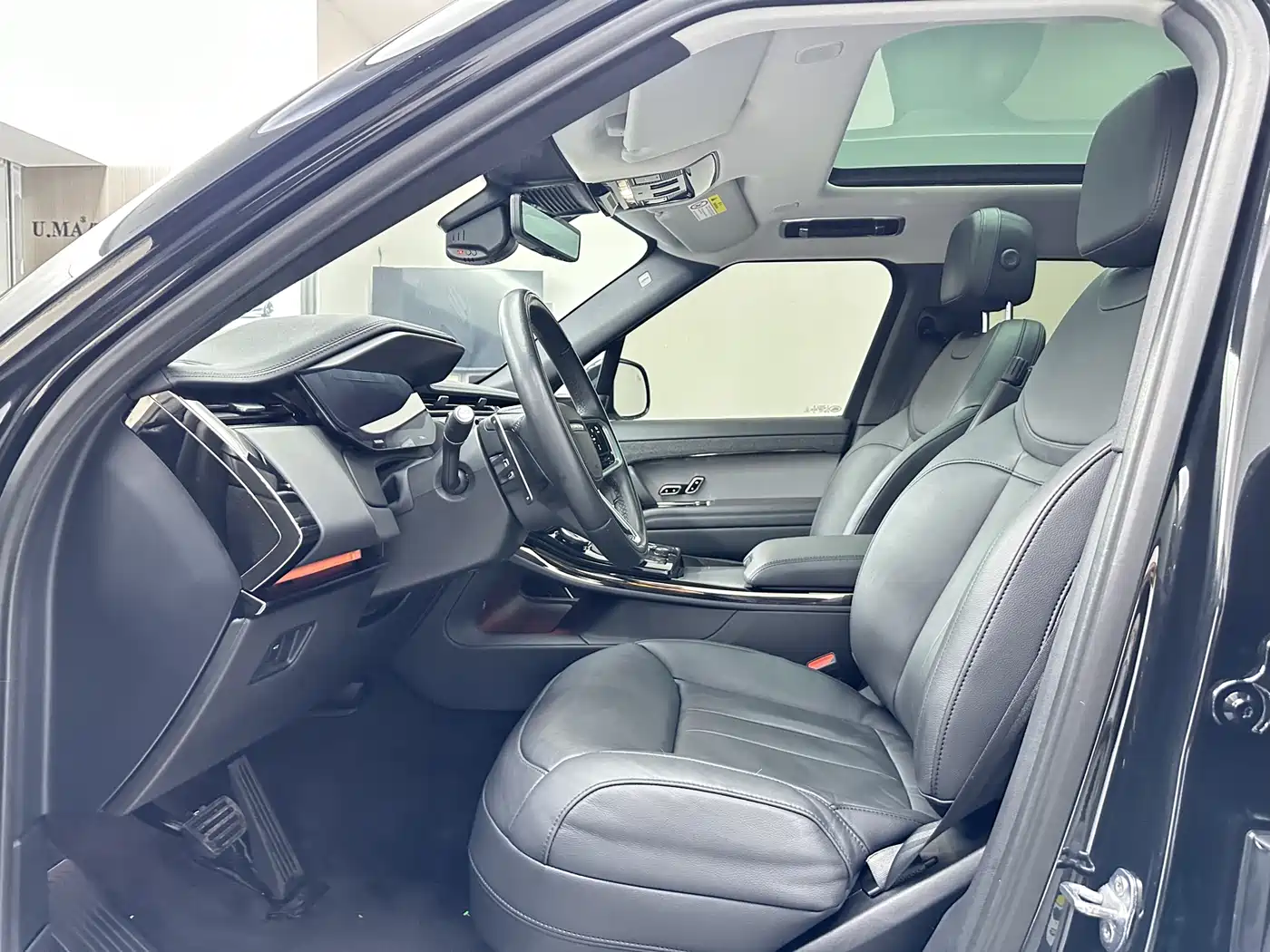 Land Rover Range Rover Sport 2023 360PS S фото 9