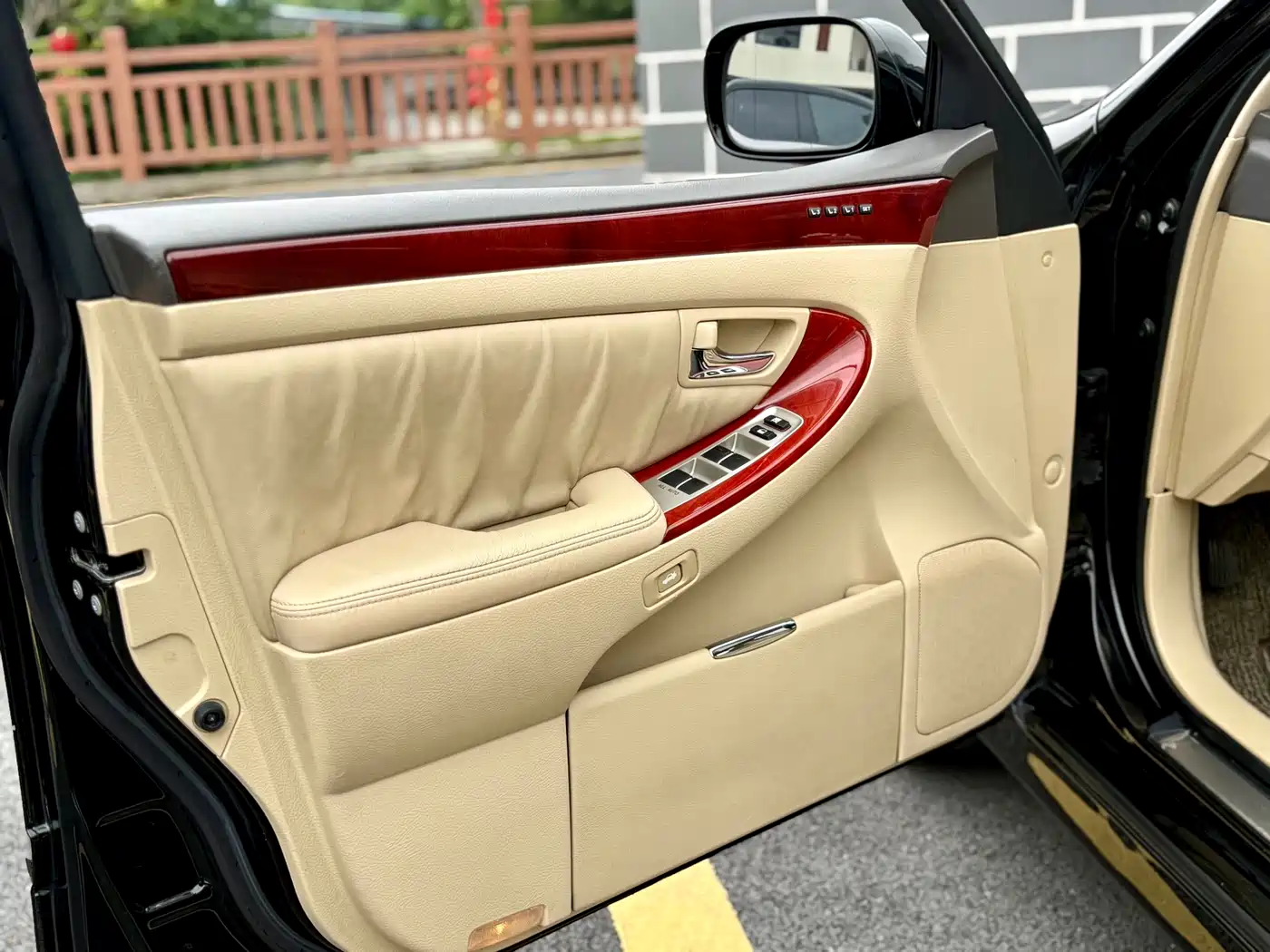 Hongqi Hongqi盛世 2009 3.0L Luxury фото 12