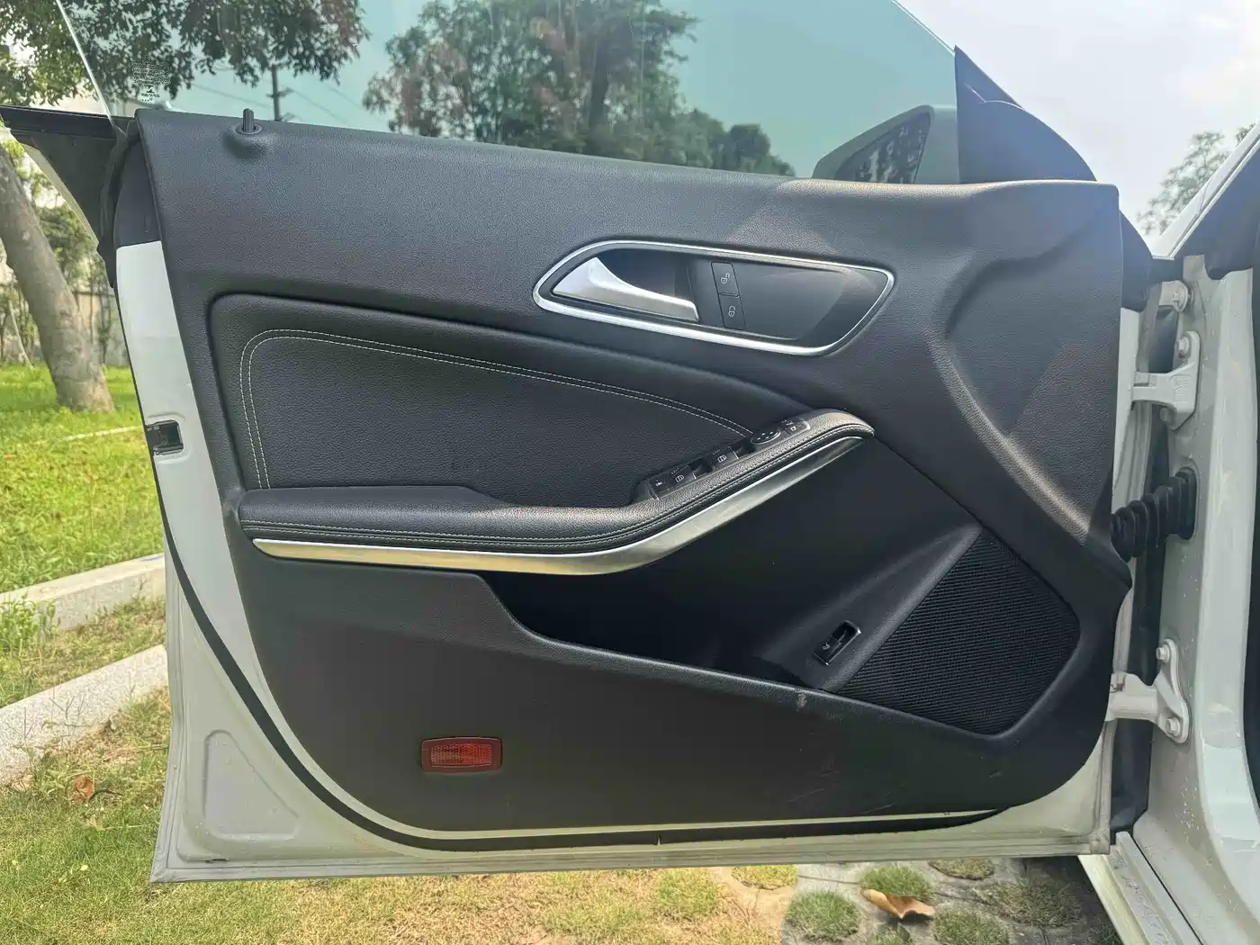Mercedes-Benz CLA (Import) 2016 CLA 200 Sport фото 10