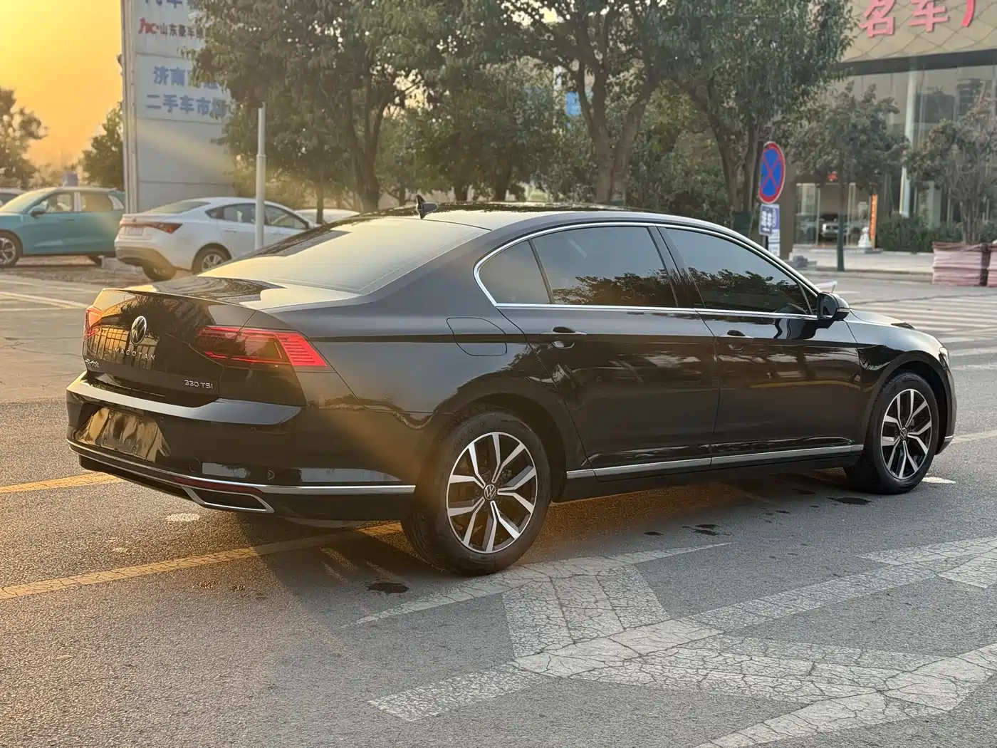 Volkswagen Magotan 2020 330TSI DSG Leading фото 8