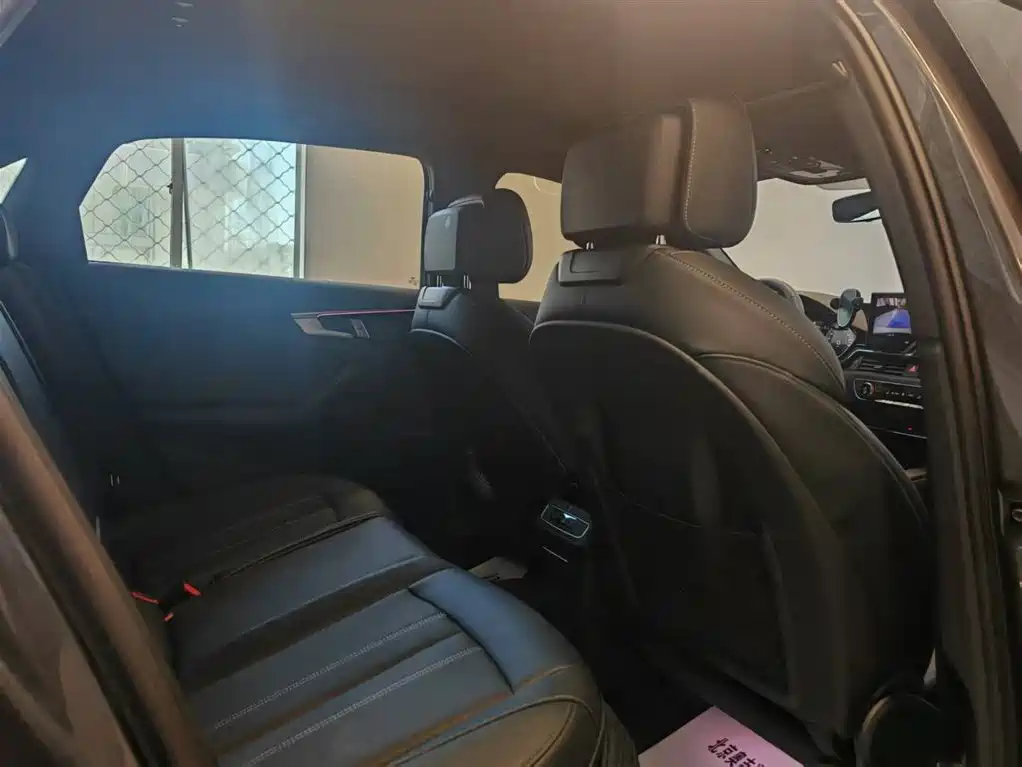 Audi A4L 2024 40 TFSI Luxury Dynamic фото 13
