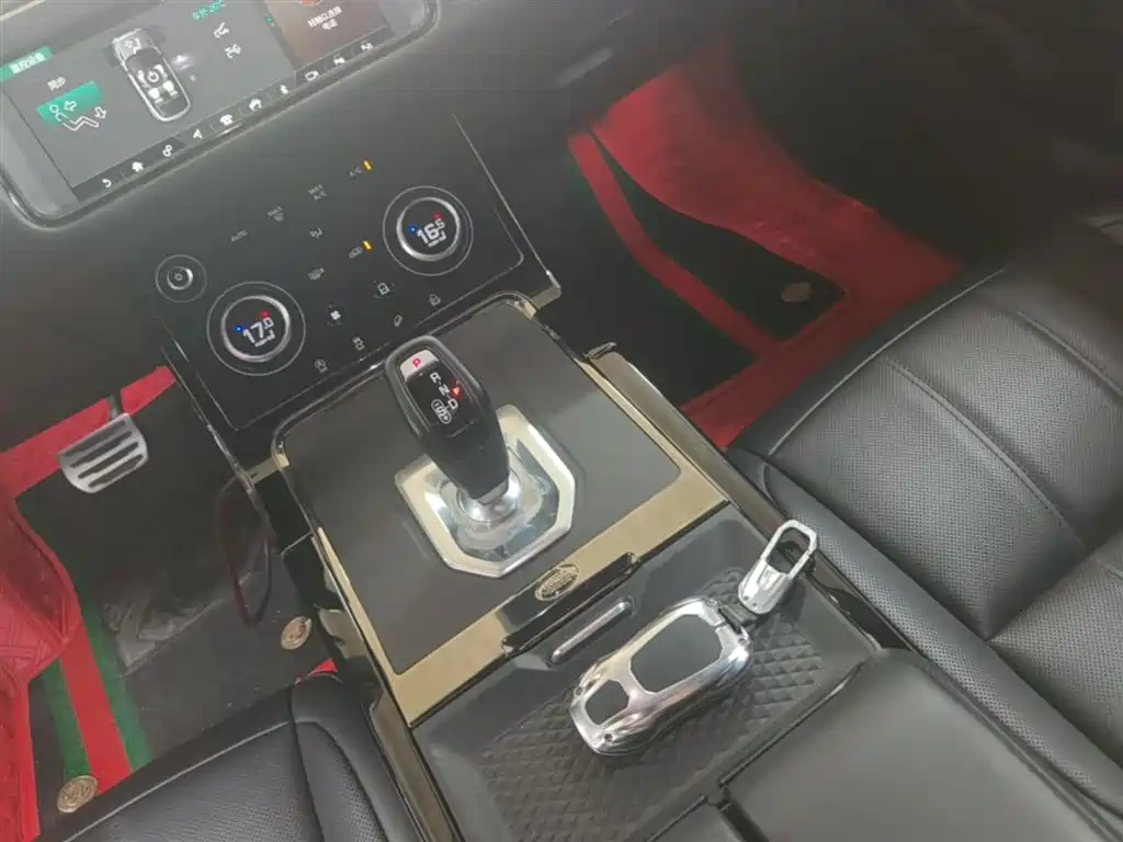 Land Rover Range Rover Evoque 2020 249PS R-DYNAMIC S Sport Edition фото 14