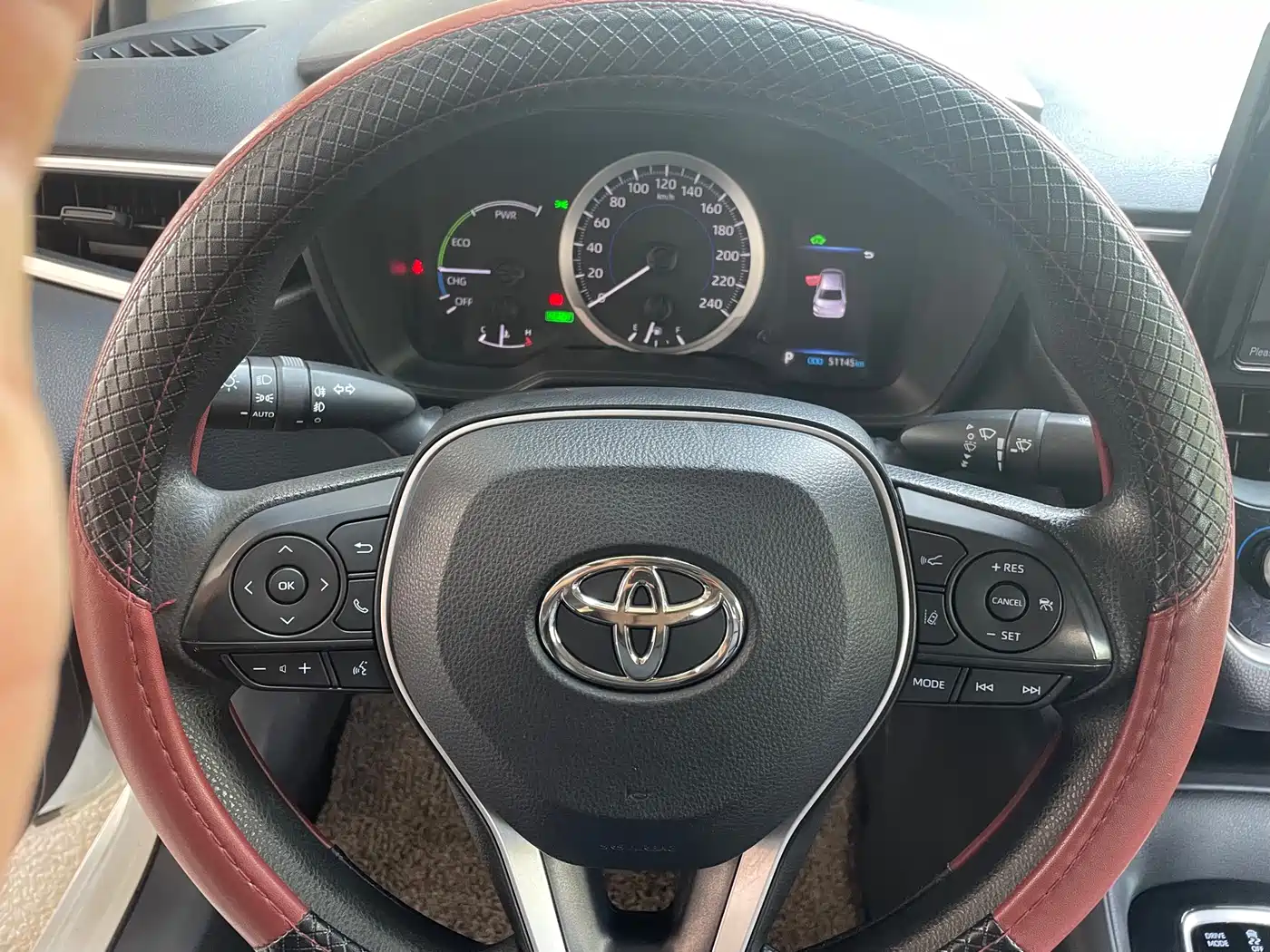 Toyota Corolla 2021 Hybrid 1.8L E-CVT Elite Edition фото 6
