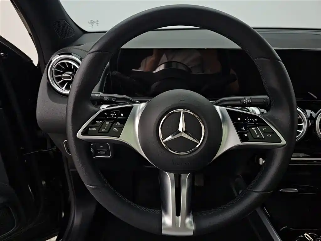 Mercedes-Benz GLB 2024 GLB 220 Dynamic фото 10
