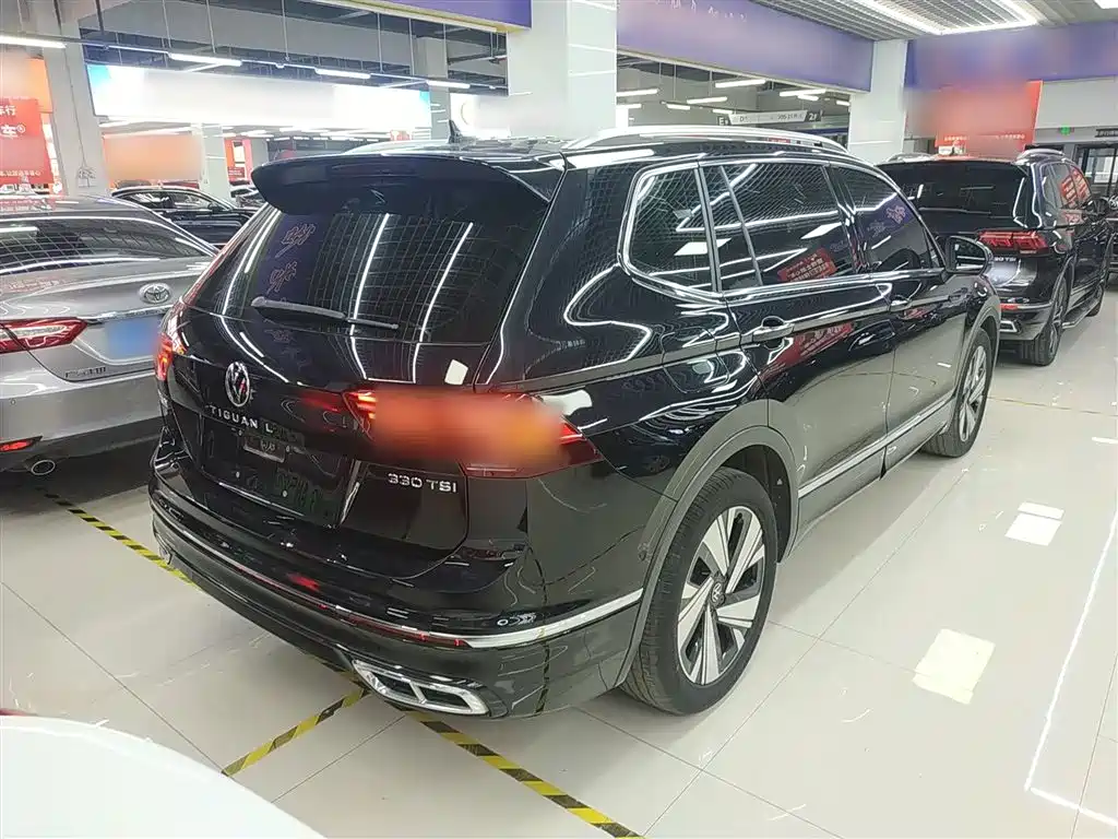 Volkswagen Tiguan L 2023 Facelift 330TSI Auto FWD R-Line Premium фото 5