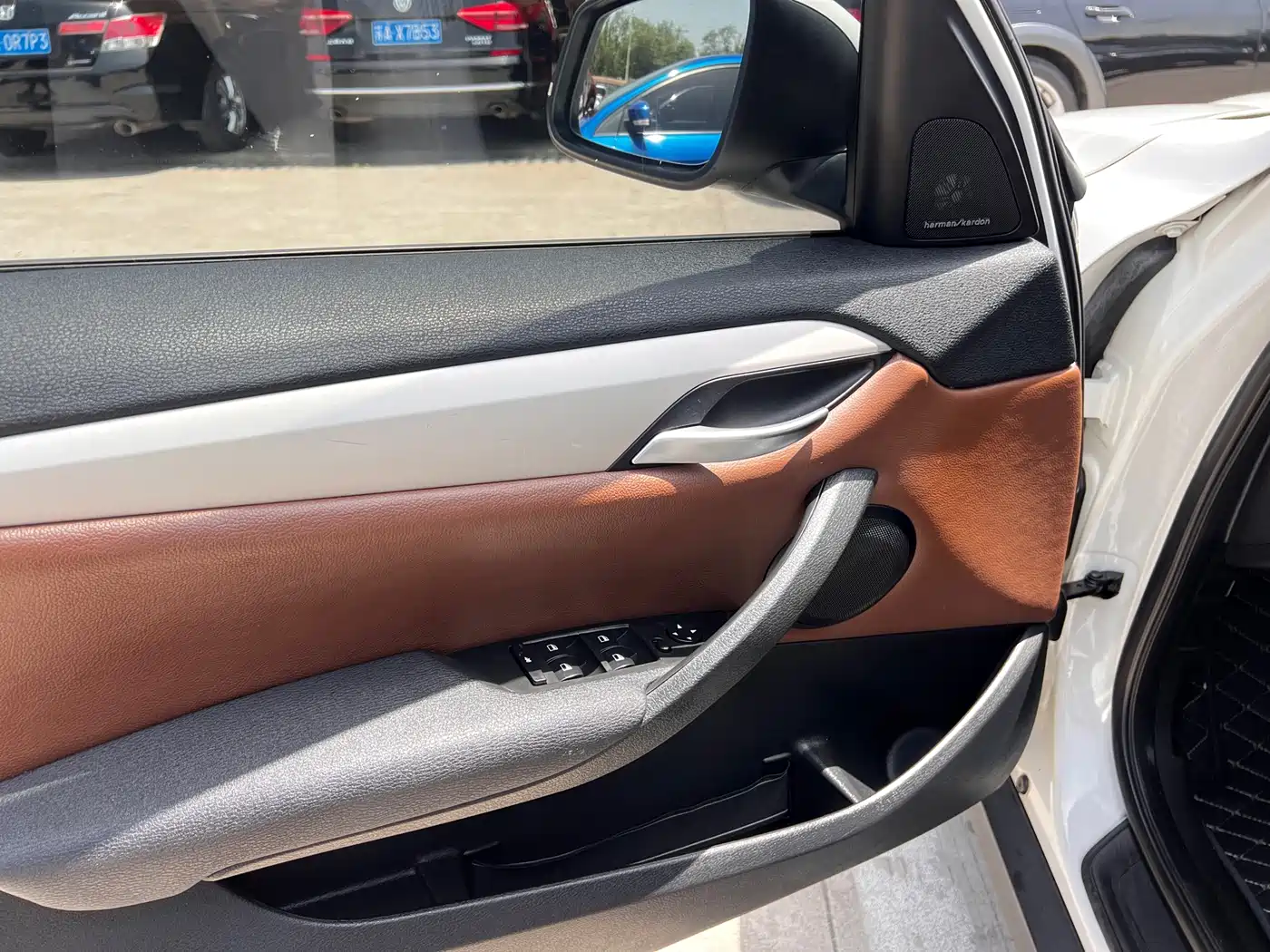 BMW X1 2015 Model sDrive18i Fashion Advanced Edition фото 7