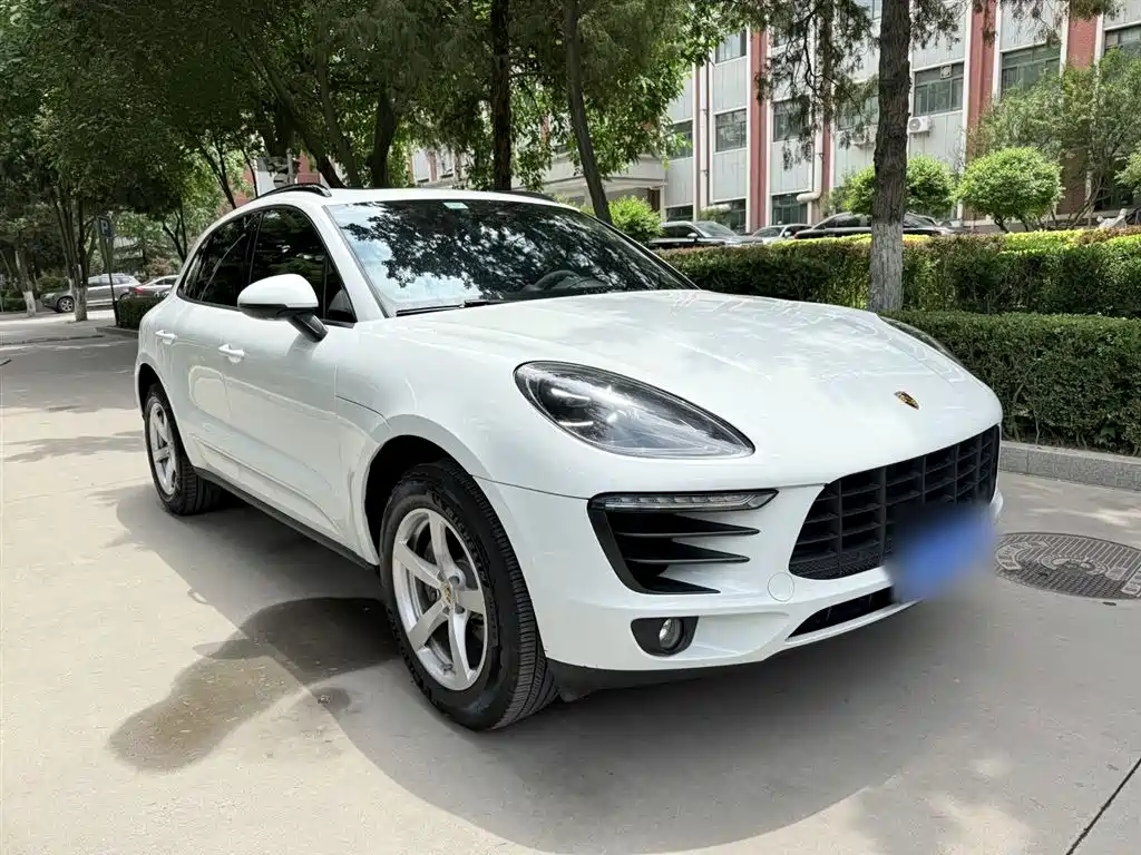 Porsche Macan 2017 Macan 2.0T фото 9
