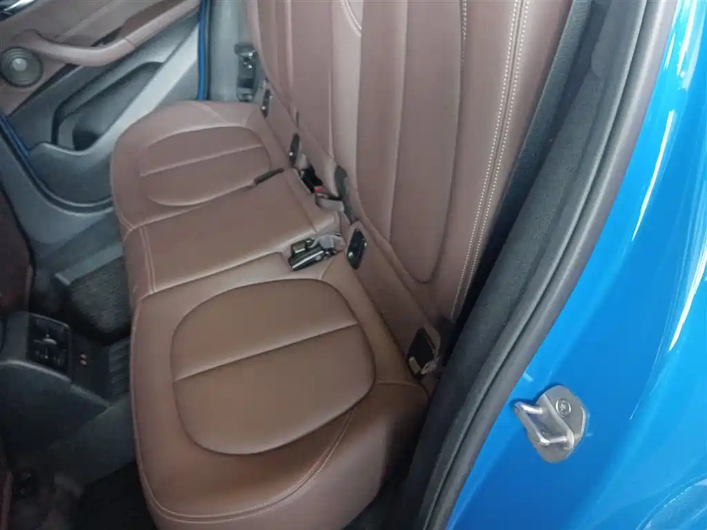 BMW X2 2020 sDrive25i Exclusive M Sport Package фото 17