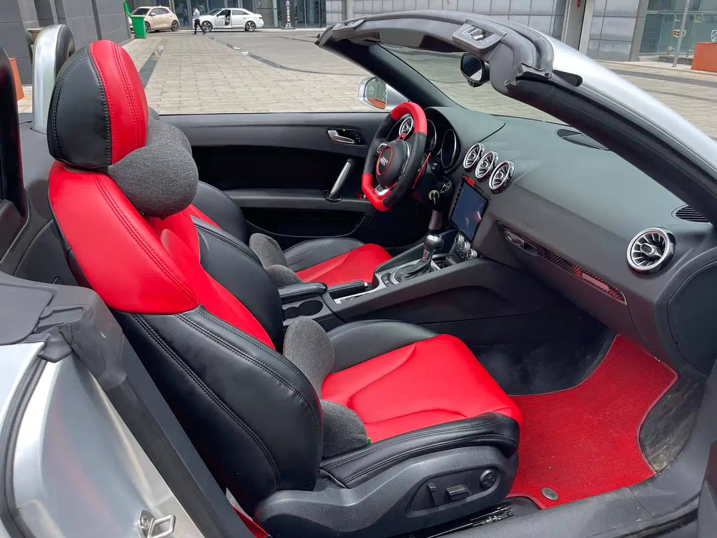 Audi TT 2011 TT Roadster 2.0TFSI фото 15