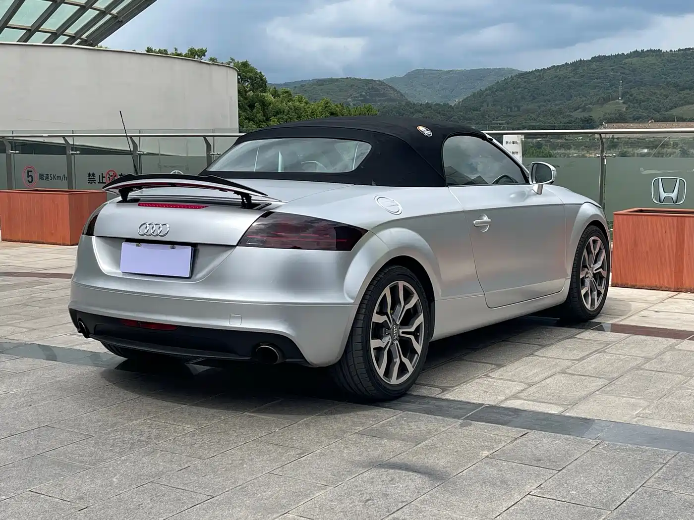 Audi TT 2011 TT Roadster 2.0TFSI фото 13