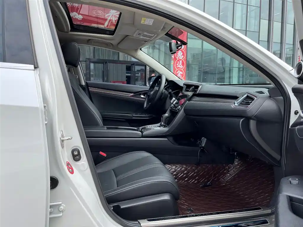 Honda Civic 2019 220TURBO CVT Jingqing Edition China V фото 7