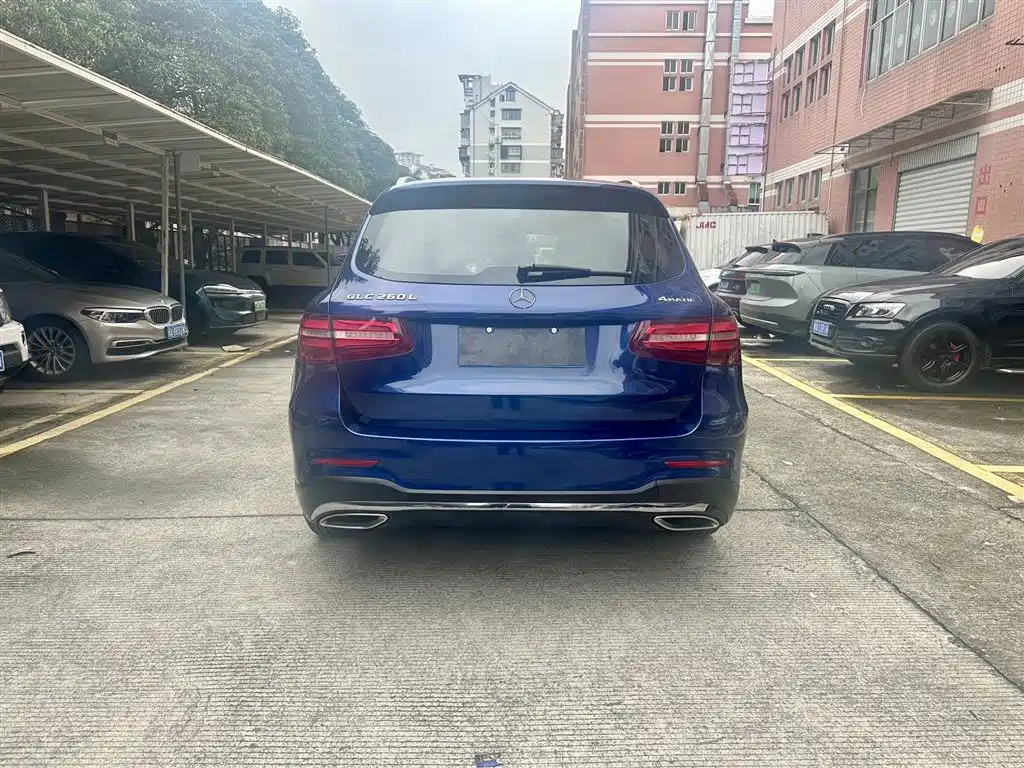 Mercedes-Benz GLC 2019 Facelift GLC 260 L 4MATIC Luxury фото 3