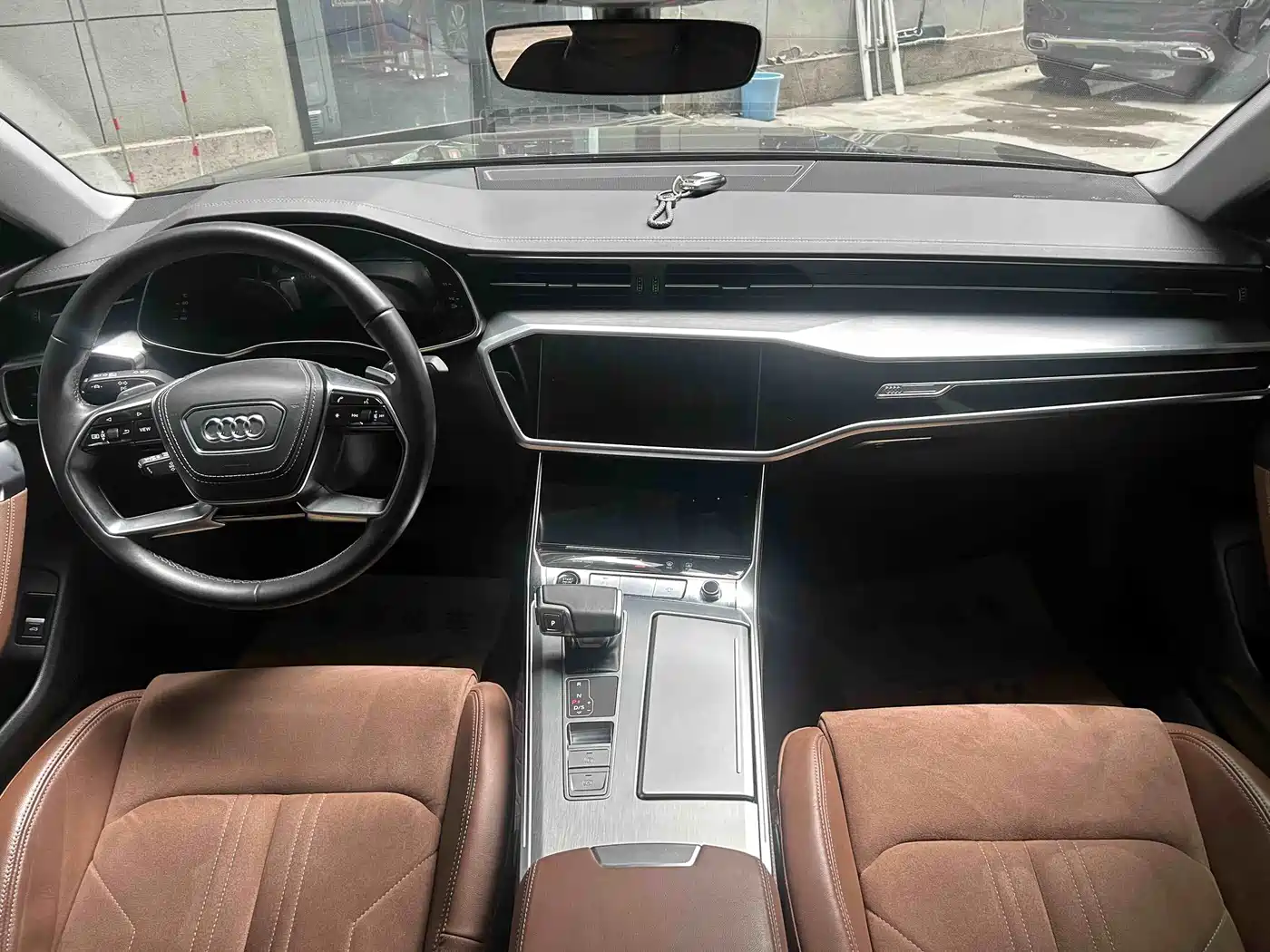 Audi A7L 2024 45 TFSI Luxury фото 2