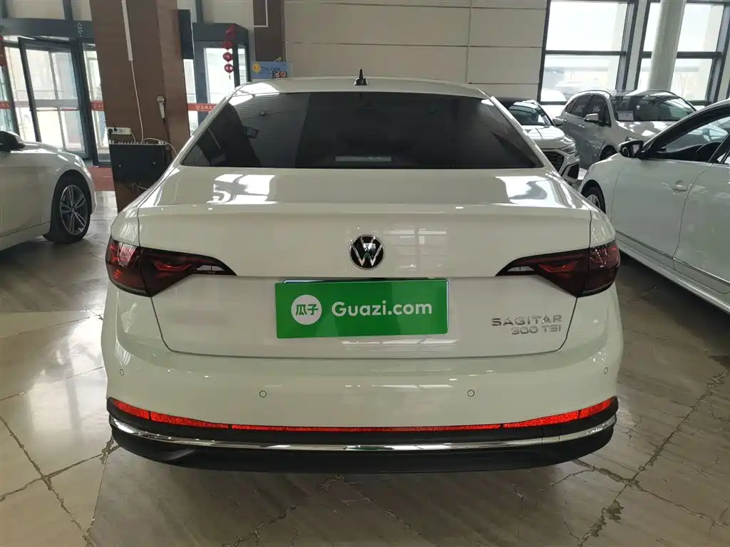 Volkswagen Sagitar 2025 300TSI DSG Flying Leap Edition фото 6