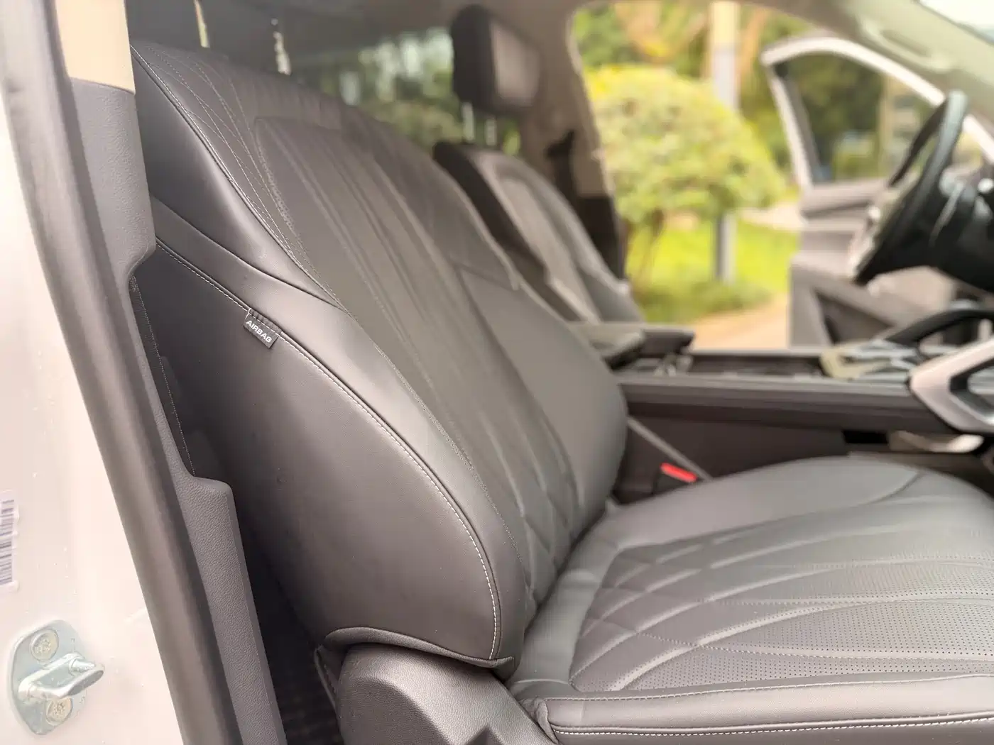 SAIC Maxus Territory 2023 2.0T Overland Flagship 7-Seater фото 24