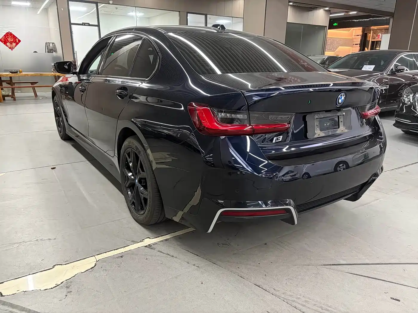 BMW i3 2024 eDrive 35 L фото 9