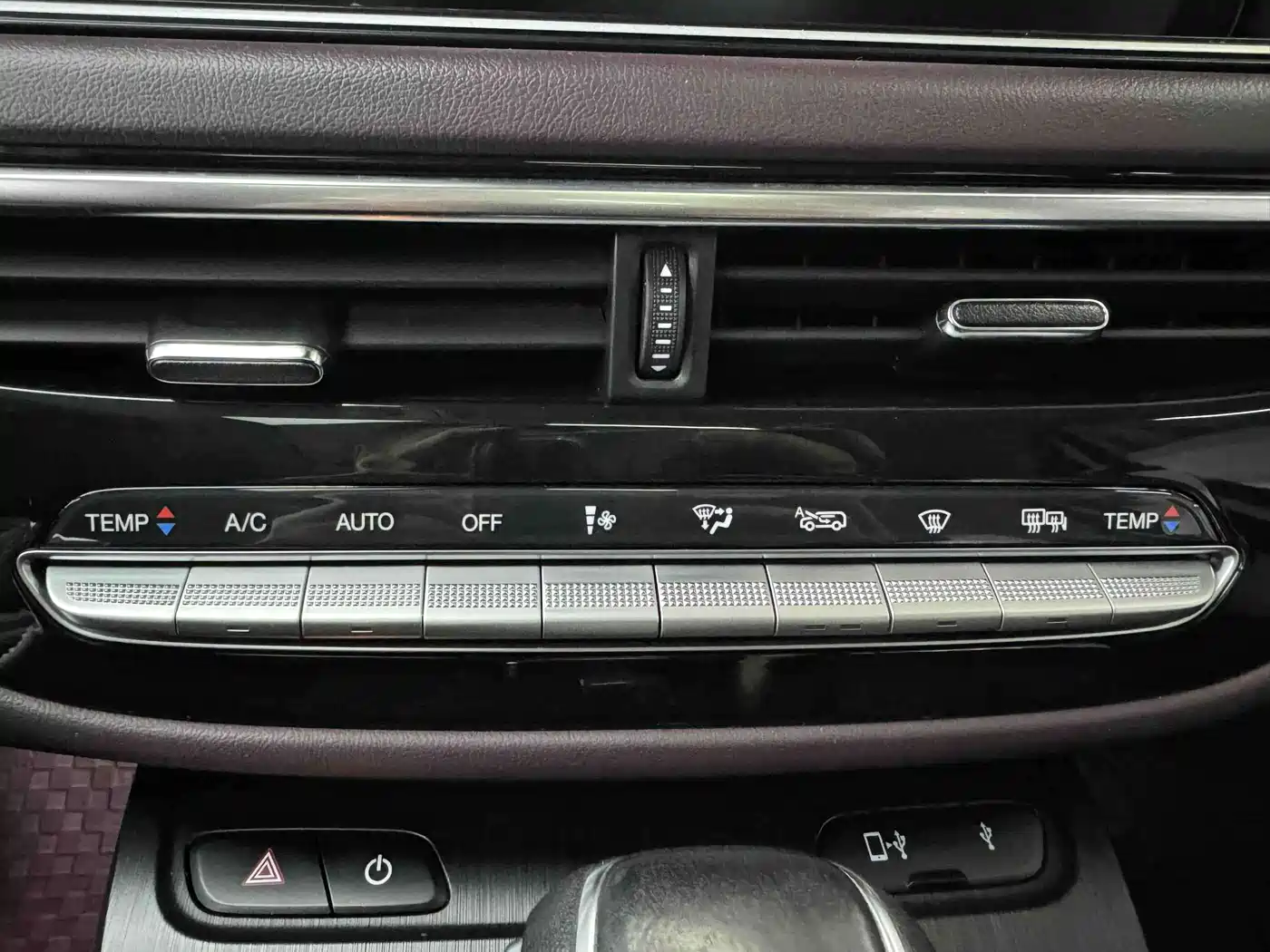 GAC Trumpchi Trumpchi M6 2021 PRO 270T DCT Premium Edition фото 13