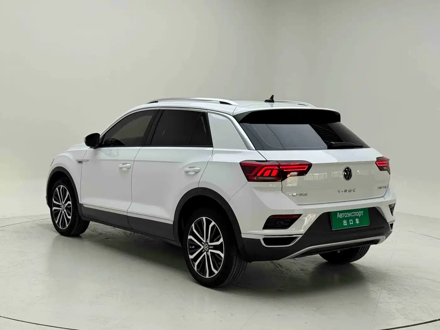 Volkswagen T-ROC 2022 280TSI DSG 2WD Comfort PLUS фото 4