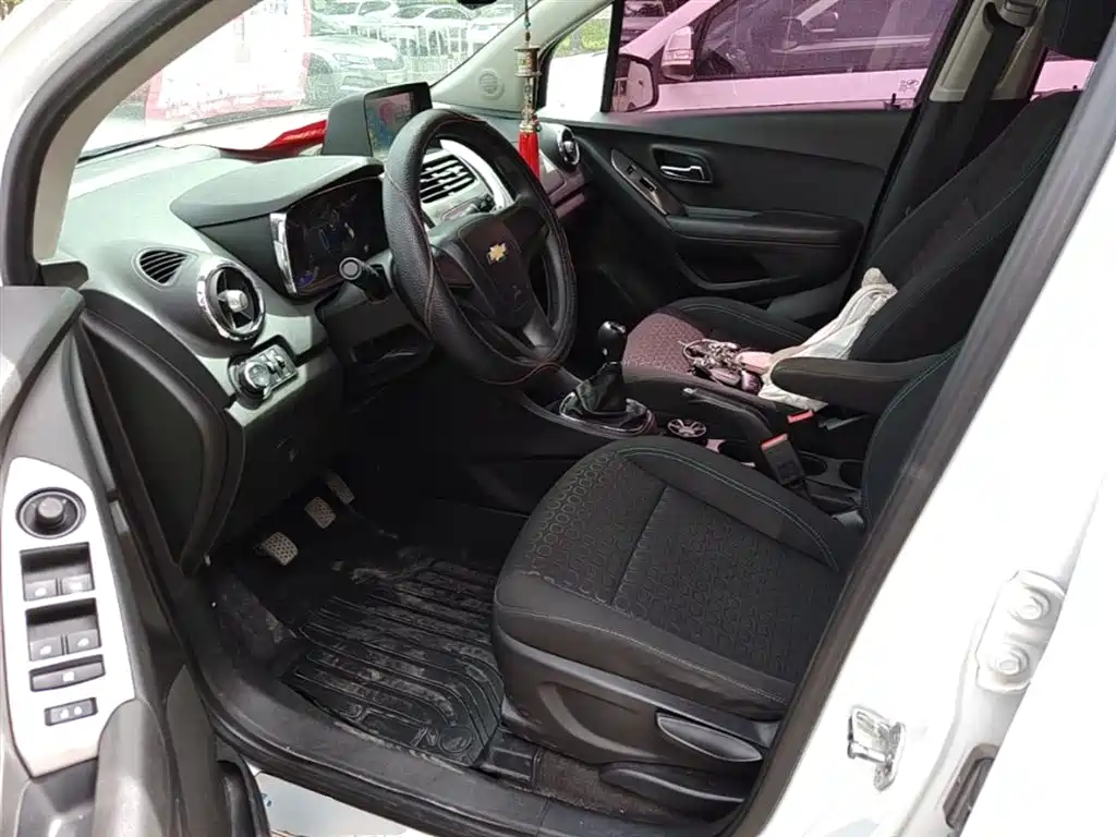 Chevrolet Trax 2014 1.4T Manual 2WD Comfort фото 11