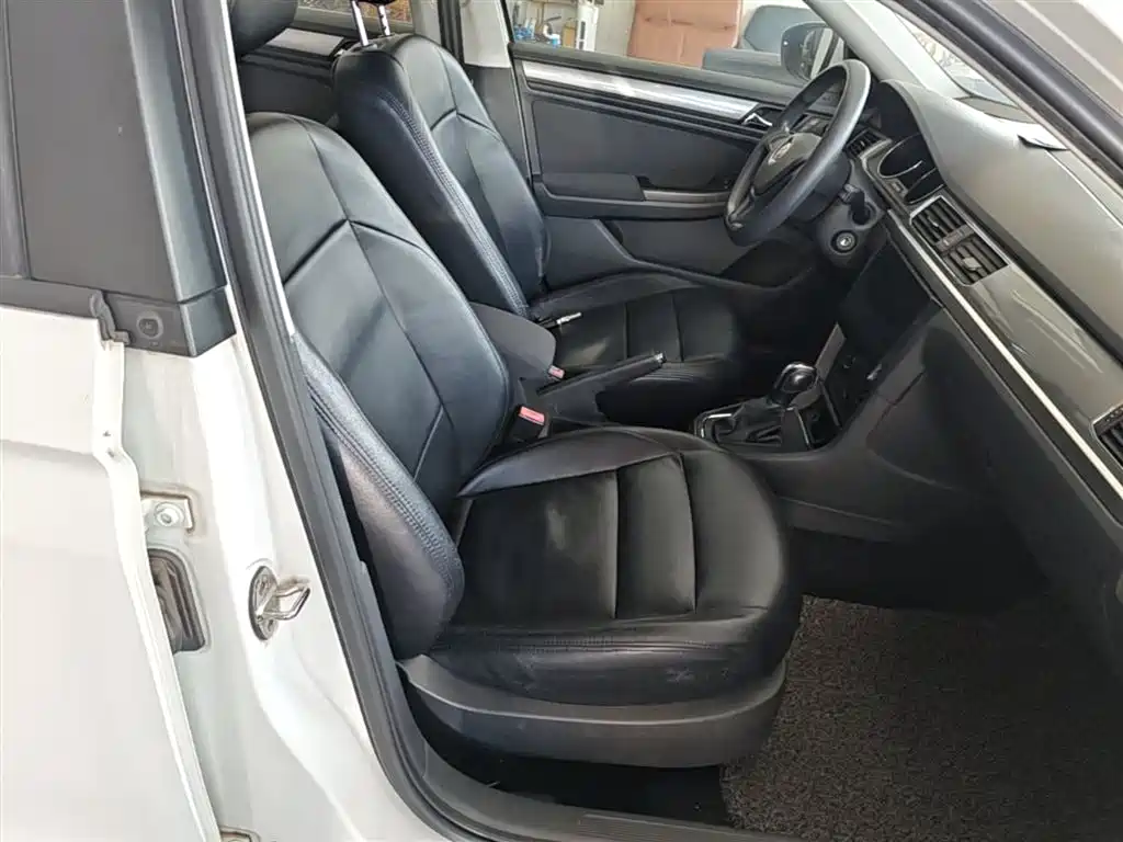 Volkswagen Bora 2016 Model 1.6L Automatic Fashion фото 25