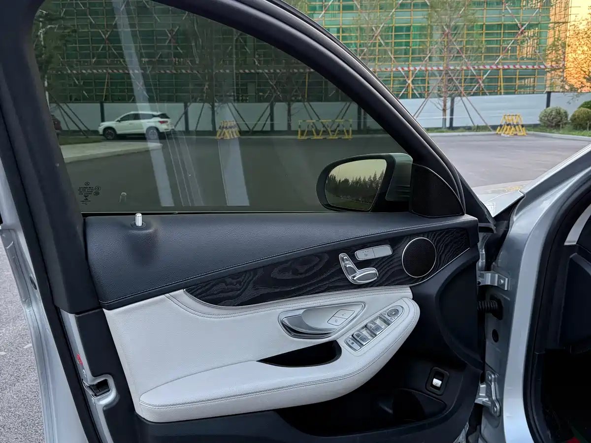 Mercedes-Benz C-Class 2015 C 200 L Sport фото 7