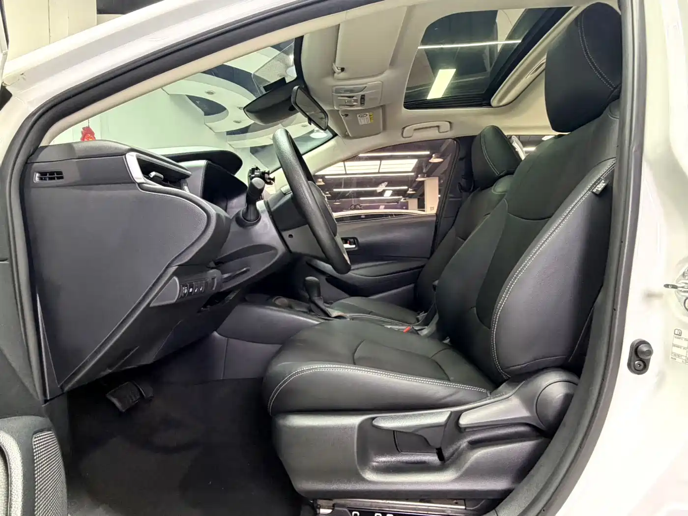 Toyota Corolla 2023 1.2T Elite Edition фото 9