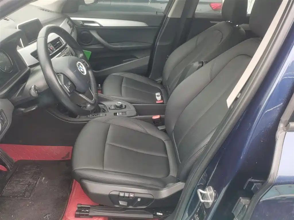 BMW X1 2019 sDrive18Li Fashion Model фото 11