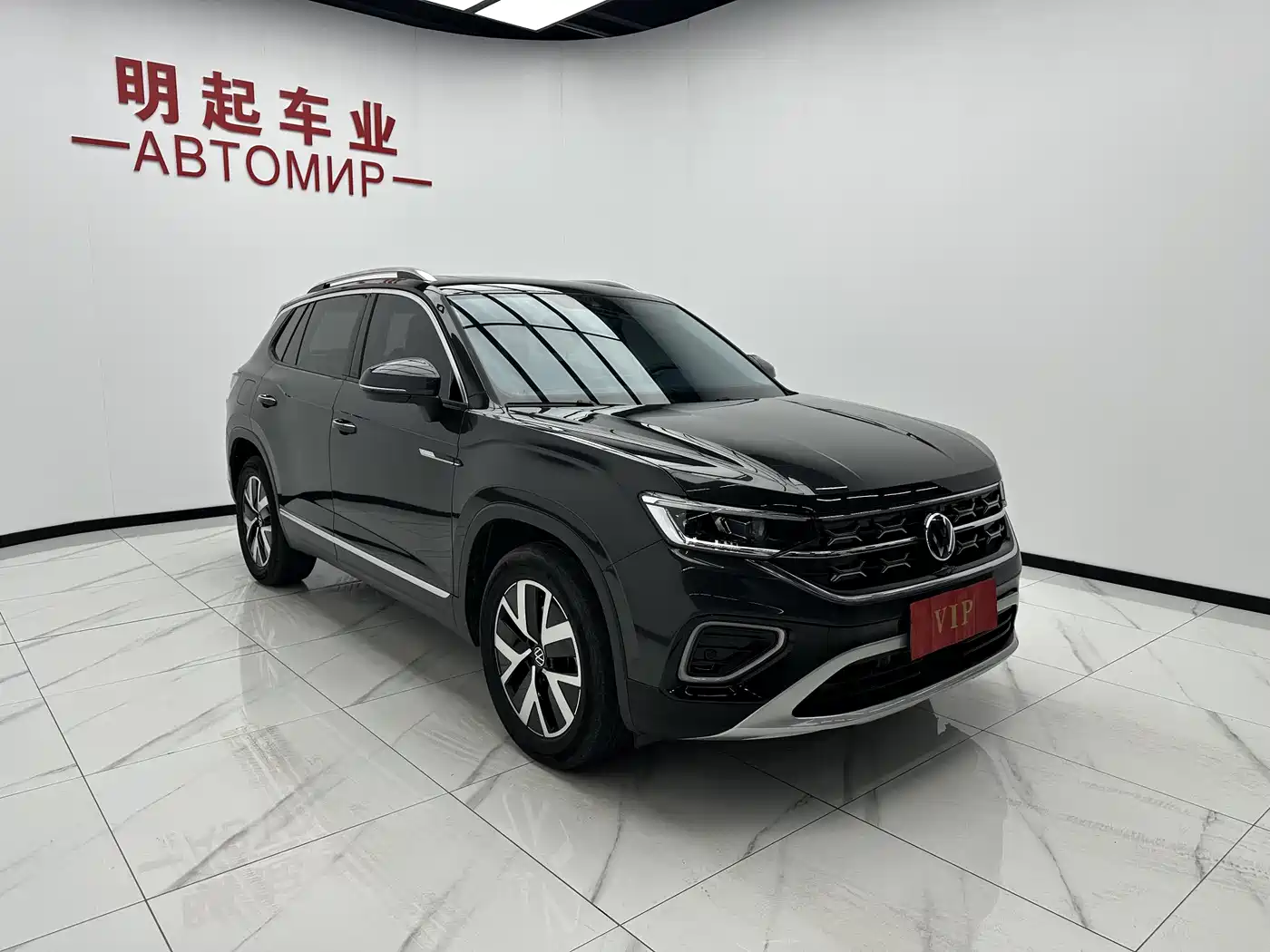 Volkswagen Tayron 2023 280TSI 2WD Luxury Plus Advanced Edition фото 3