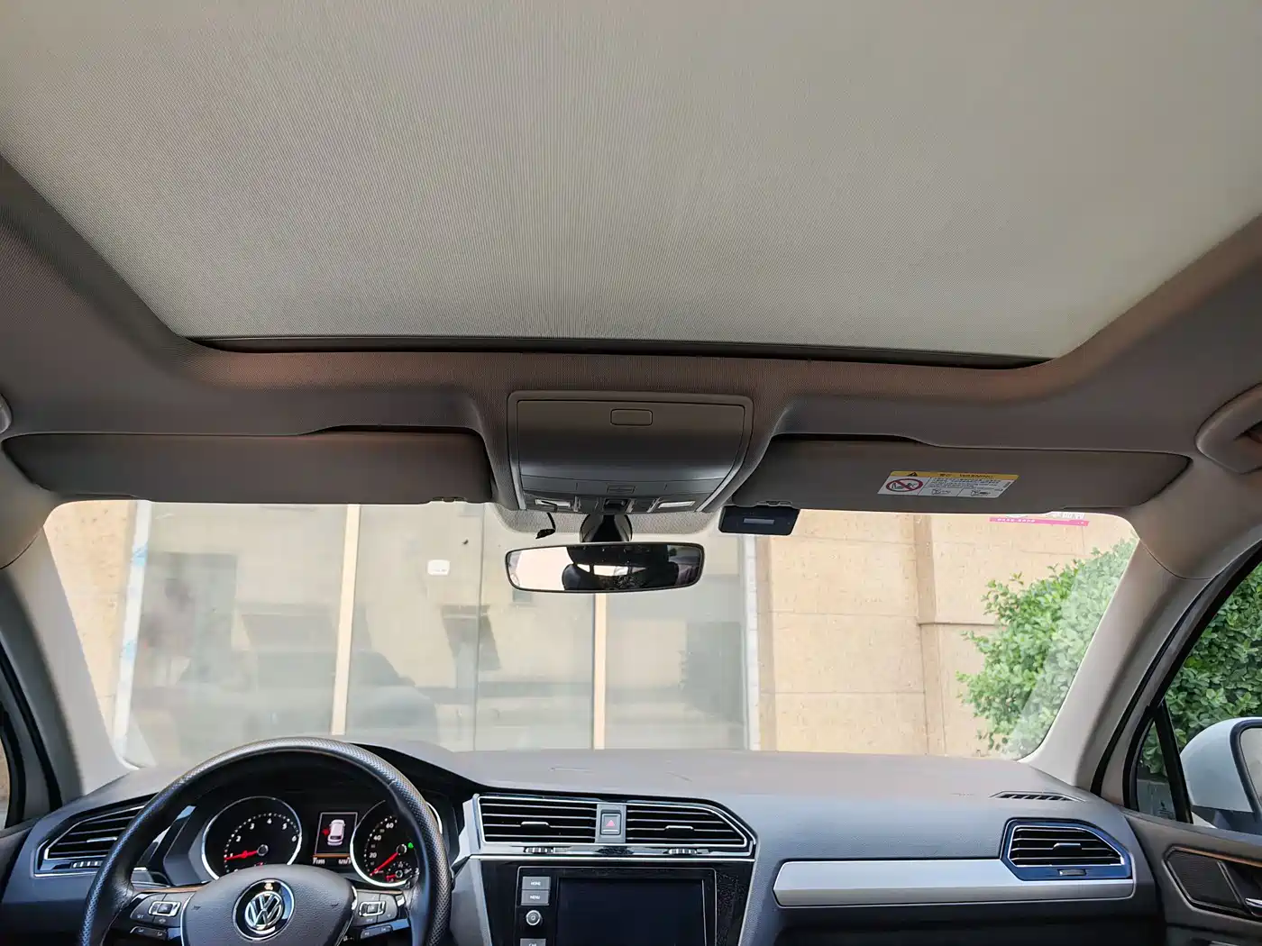Volkswagen Tiguan L 2019 330TSI Automatic 2WD Smart Luxury Edition China VI фото 12