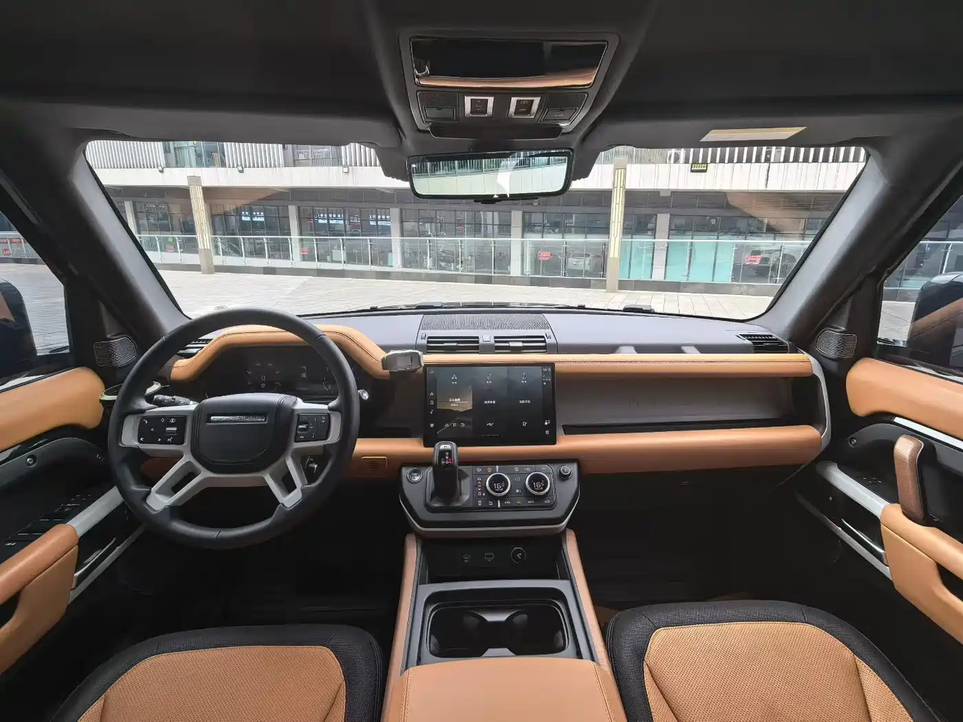 Land Rover Defender 2024 110 3.0T P400 X-DYNAMIC HSE фото 5