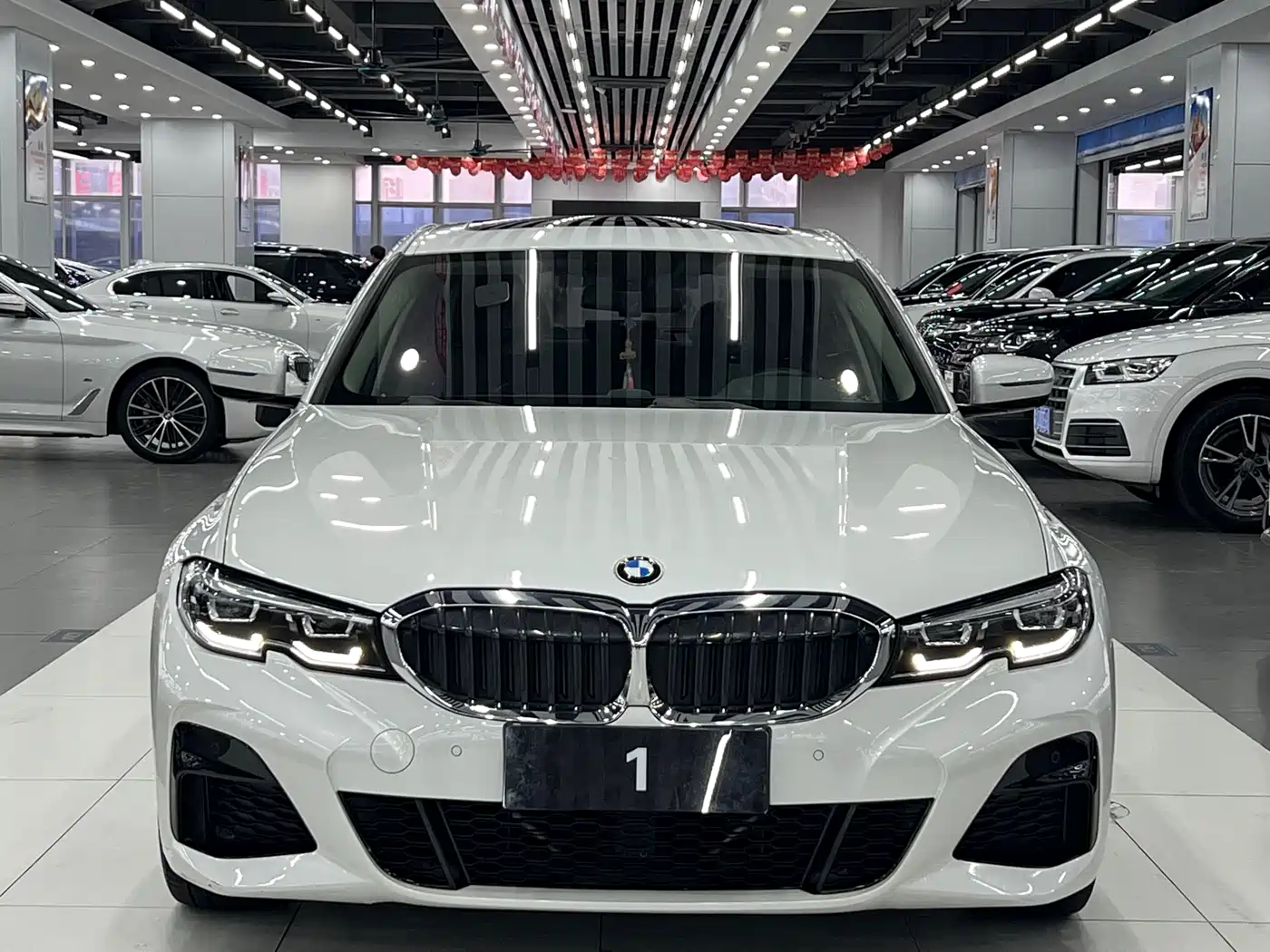 BMW 3 Series 2020 320Li M Sport Package фото 2