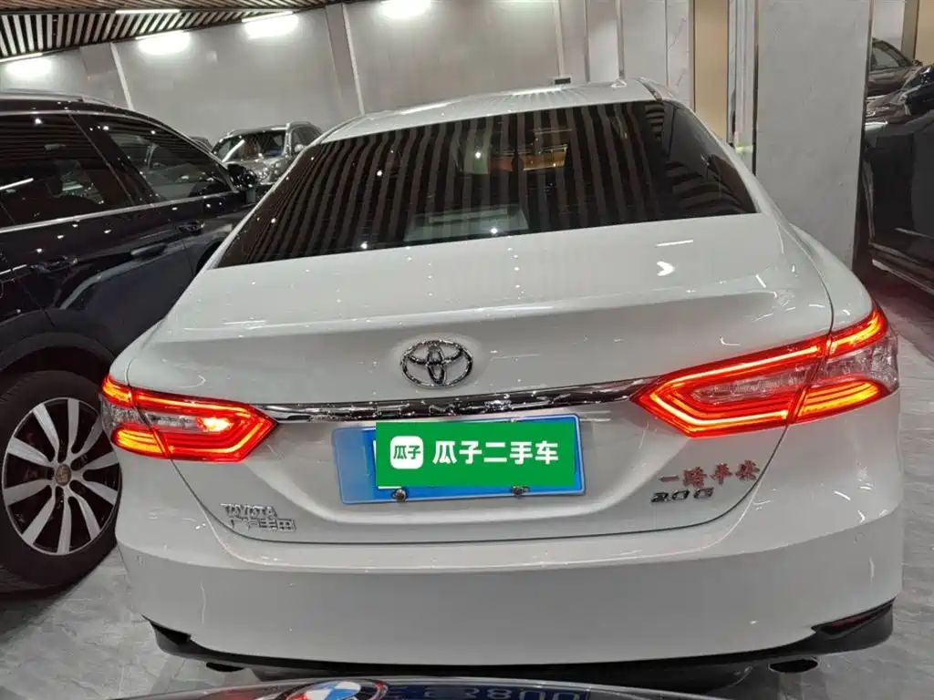 Toyota Camry 2018 2.0G Luxury Edition фото 6