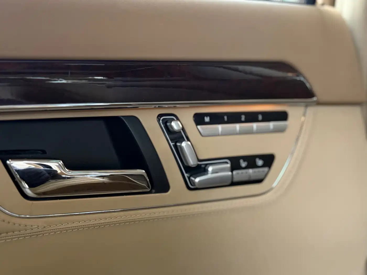 Mercedes-Benz S-Class 2010 S 600 L фото 13