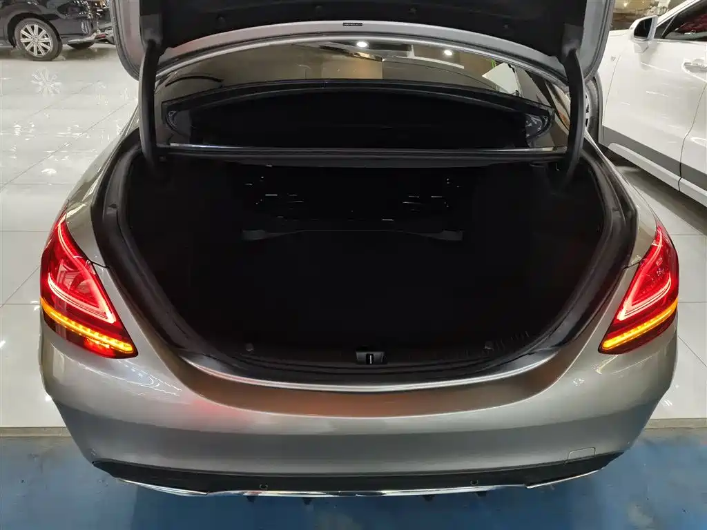 Mercedes-Benz C-Class 2019 C 260 L Sport фото 15