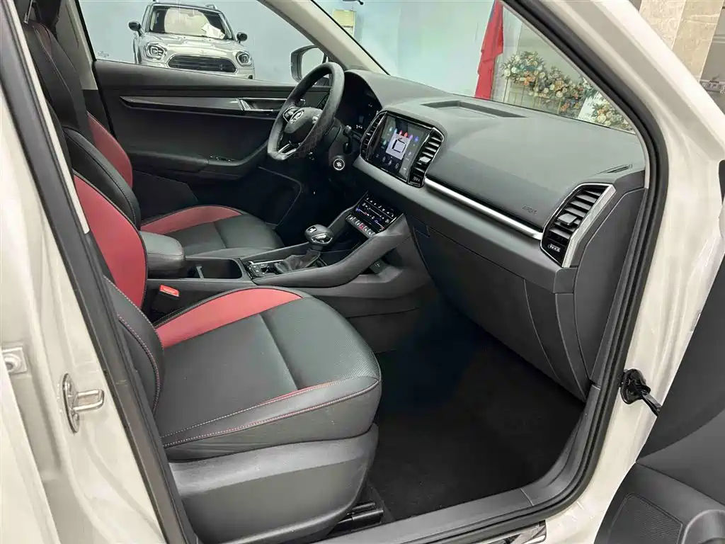 Škoda Karoq 2022 TSI280 Smart Brilliance Edition фото 13