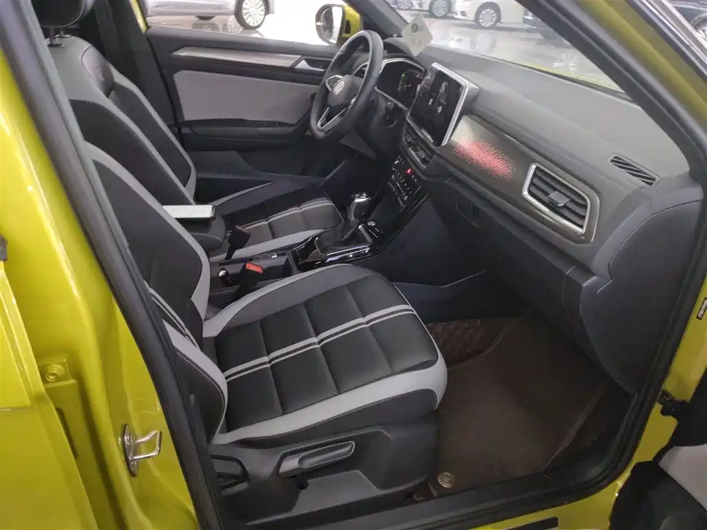Volkswagen T-ROC 2023 300TSI DSG 2WD Starlight Edition фото 20