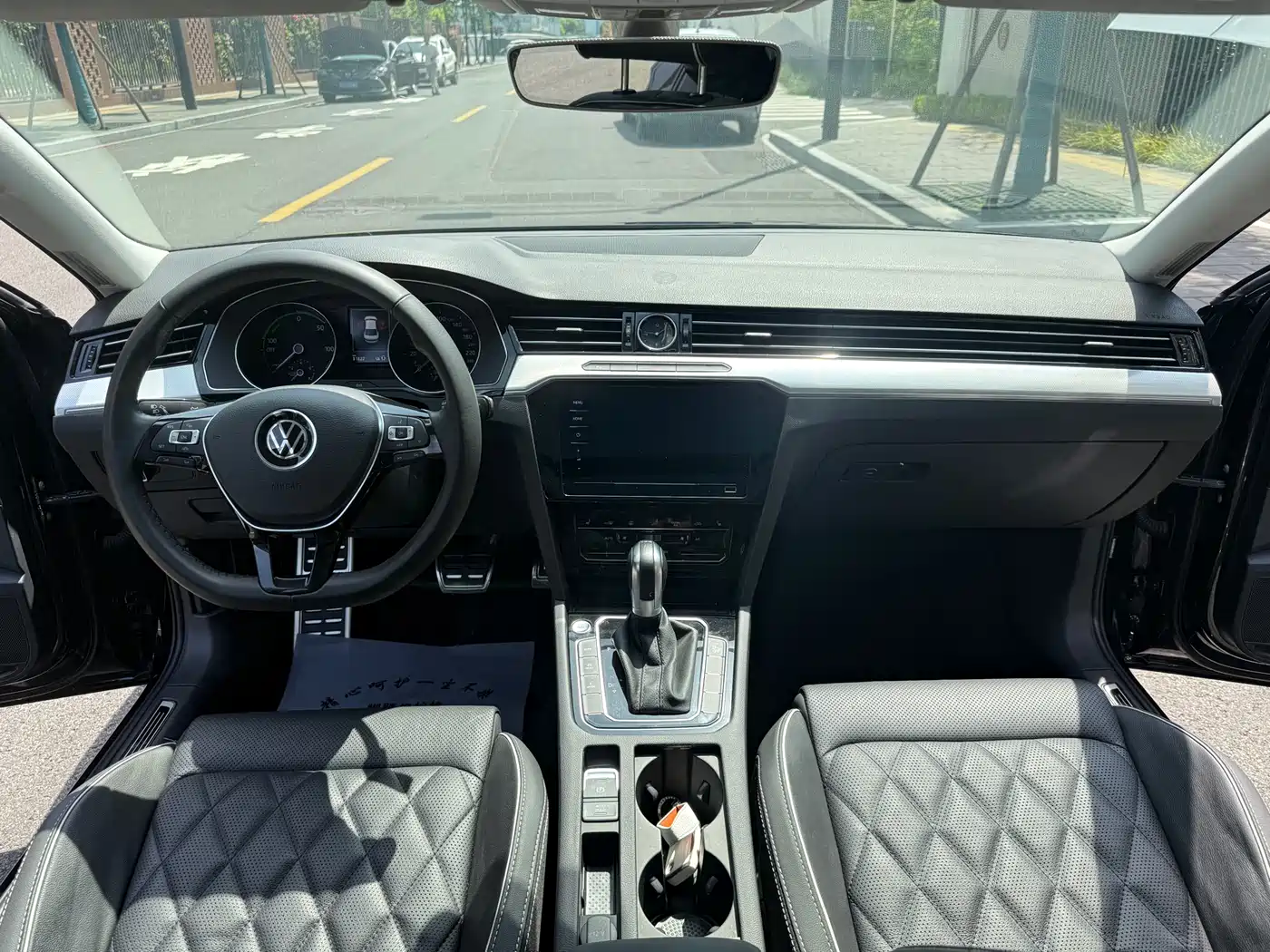 Volkswagen Magotan GTE Plug-in Hybrid 2020 GTE Luxury фото 6