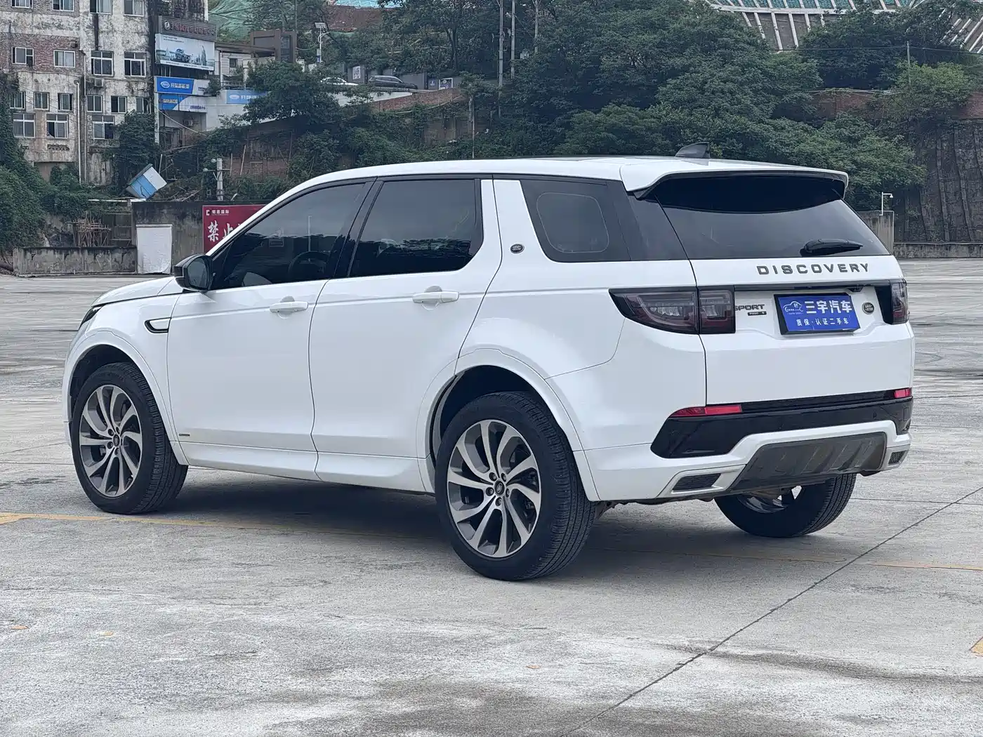 Land Rover Discovery Sport 2020 249PS R-Dynamic Performance фото 6