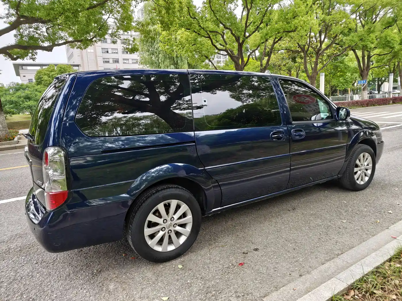 Buick GL8 2014 2.4L Comfort Edition фото 5