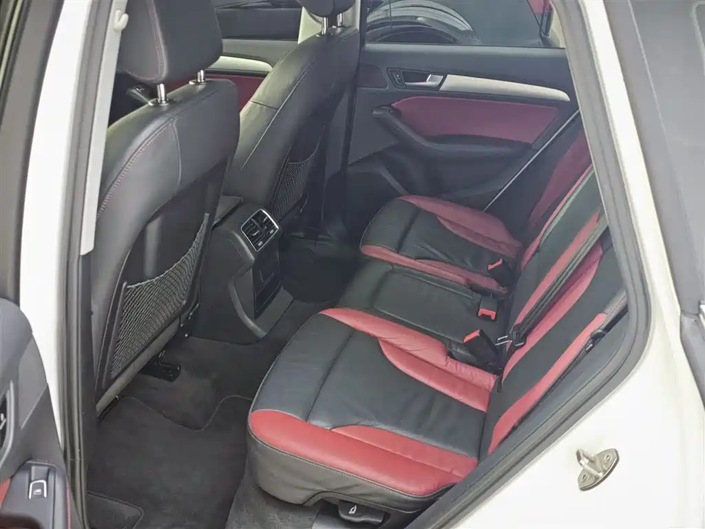Audi Q5 2017 Plus 40 TFSI Technology фото 17