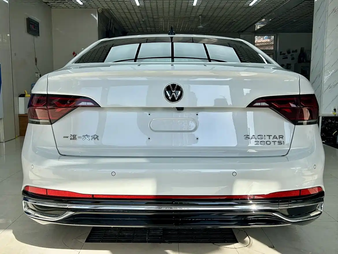 Volkswagen Sagitar 2023 280TSI DSG Excellence Plus Edition фото 5