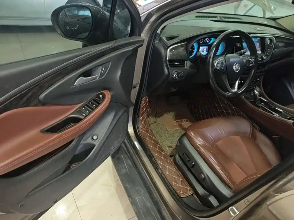 Фото 16 - Buick Envision Plus