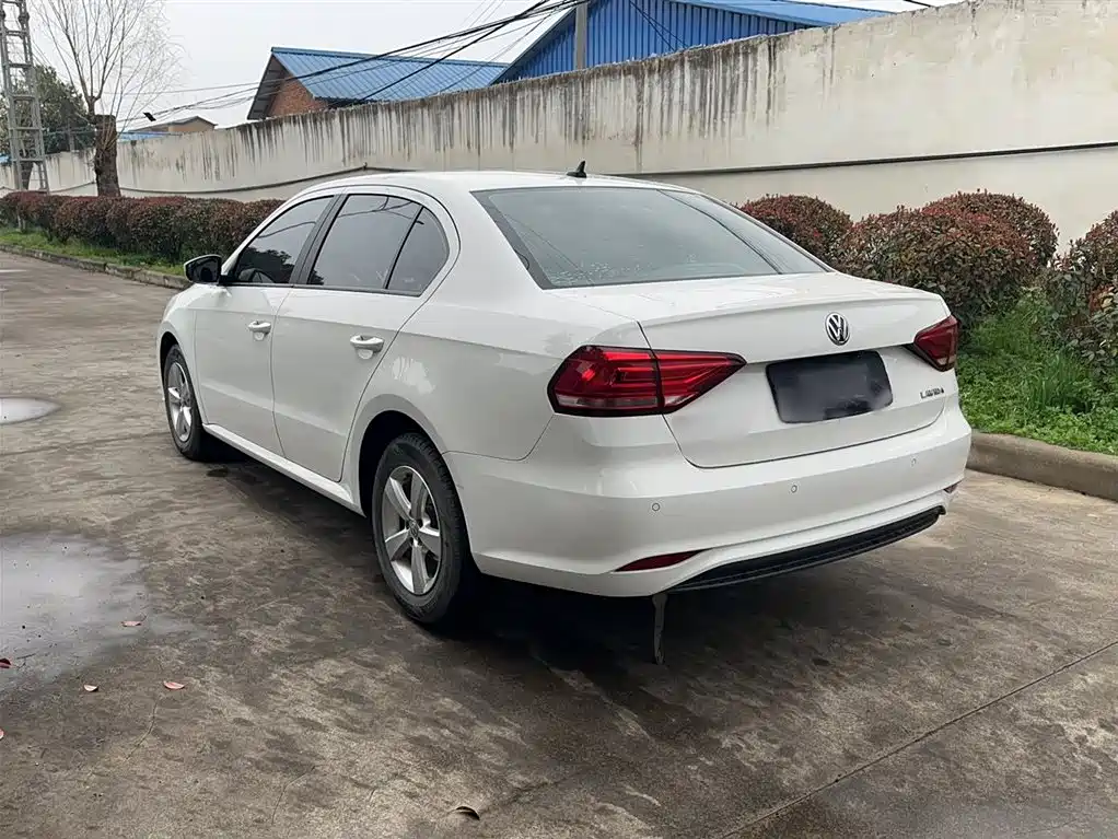 Volkswagen Lavida 2019 Lavida Start 1.5L Manual Trend (China VI) фото 22